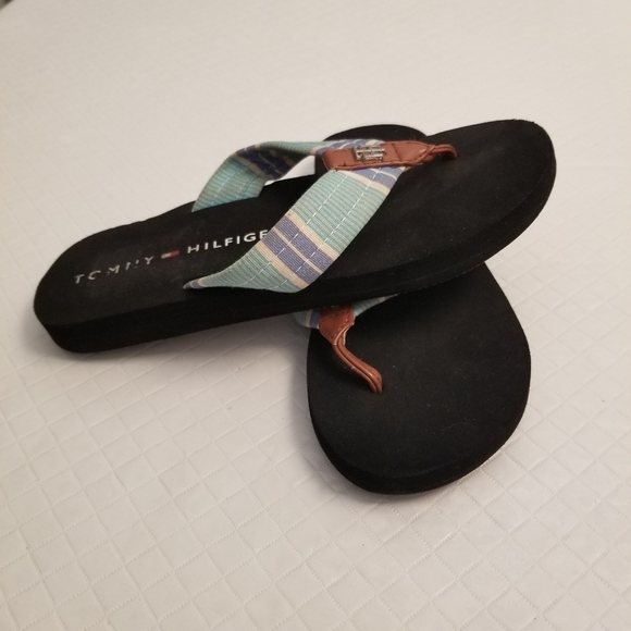 Tommy Hilfiger Light Blue Striped Brown Leather Thong Flip Flops Size 5M - Picture 2 of 7